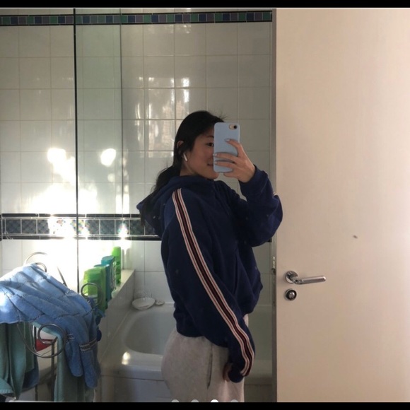 TNA hoodie - Picture 3 of 4